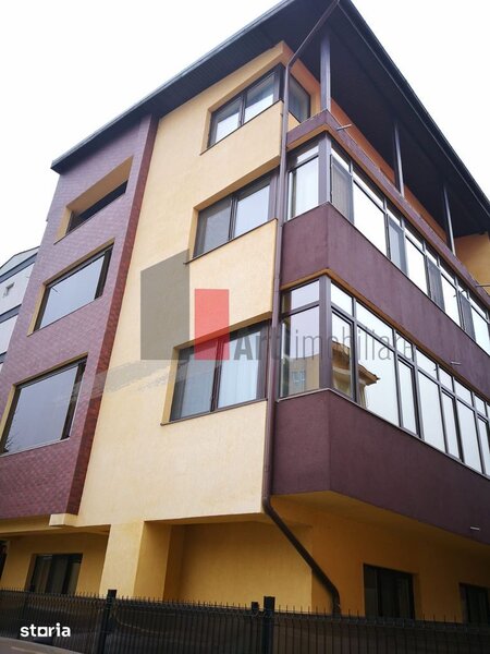 Vanzare apartament 3 camere | Bloc (8 ap) | Loc de parcare | Gorjului