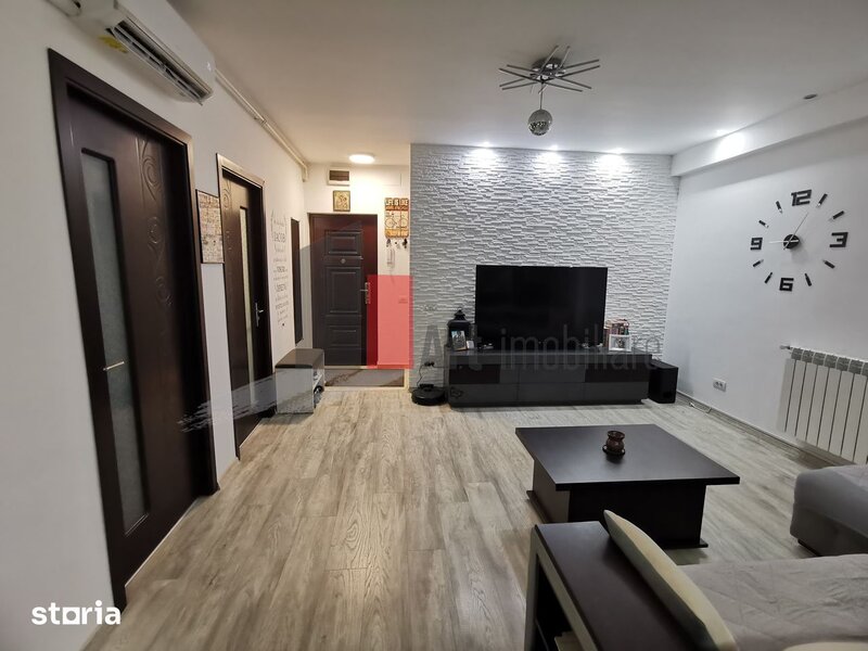 Vanzare apartament 3 camere | Bloc (8 ap) | Loc de parcare | Gorjului