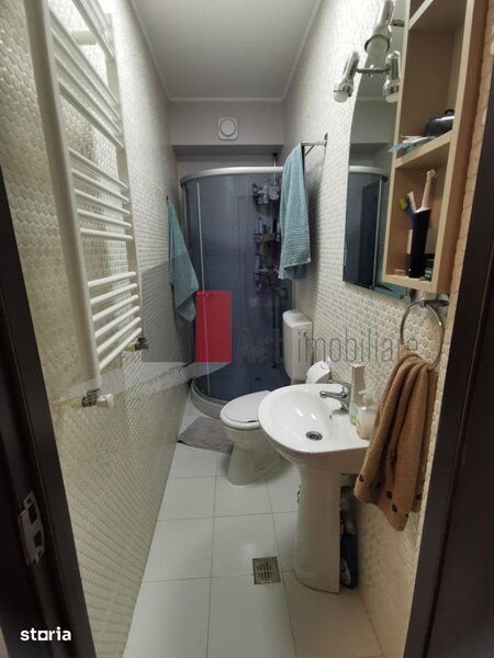 Vanzare apartament 3 camere | Bloc (8 ap) | Loc de parcare | Gorjului